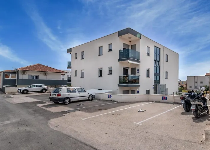 Lorena * Τρογκίρ